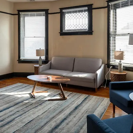 Updated 3 Bedroom Unit With Balcony!